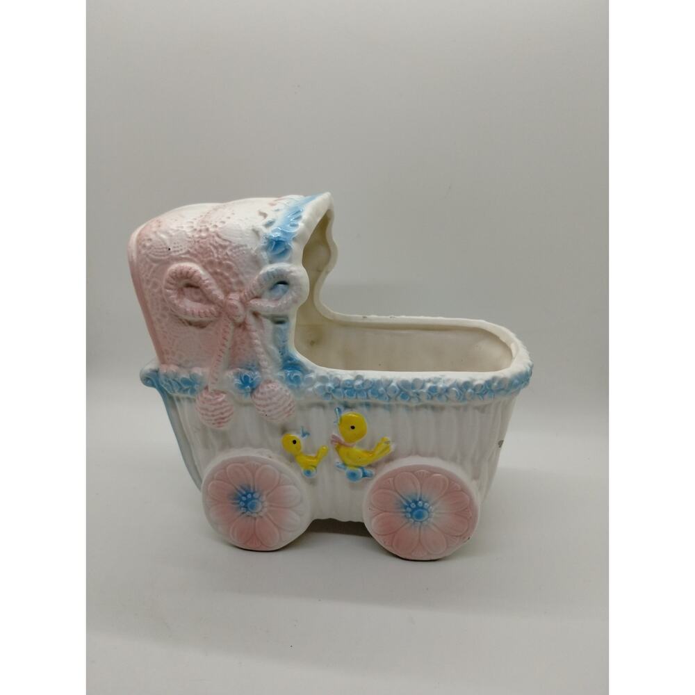 Vintage Ceramic Baby Carriage - Inarco Made In Japan Sankyo Music Box E4880